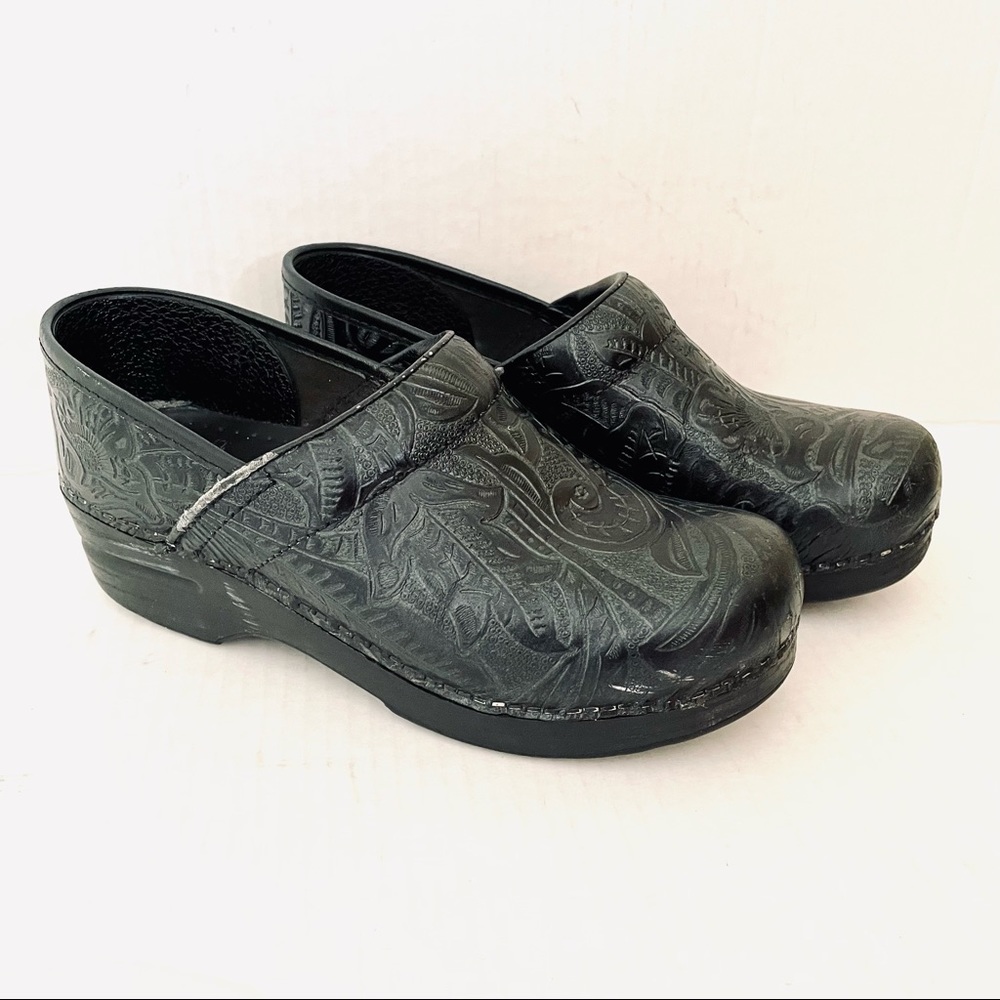 Dansko Professional Tooled Leather Clogs Size 38 Floral Black